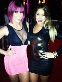 Carol Narizinho e Thas Bianca curtiram juntas o evento em Passos (MG) 