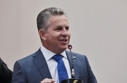 O governador Mauro Mendes, que pleiteia concesso do Parque de Chapada