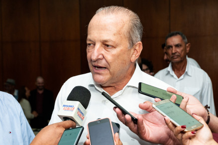 O governador em exercício, Otaviano Pivetta, que falou sobre os focos de incêndio no Pantanal
