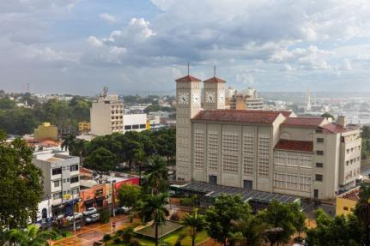 A capital de Mato Grosso completa 306 anos nesta ter�a-feira, dia 8 de abril