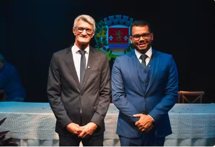 O prefeito de Alta Floresta Chico Gamba (UNIO) e o vice Robson Quintino (MDB)  Foto: Prefeitura de Alta Floresta