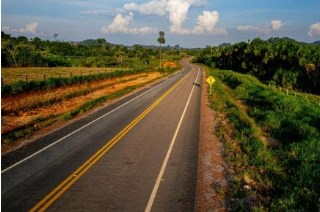 Asfalto na MT-206 entre Paranata e Apiac