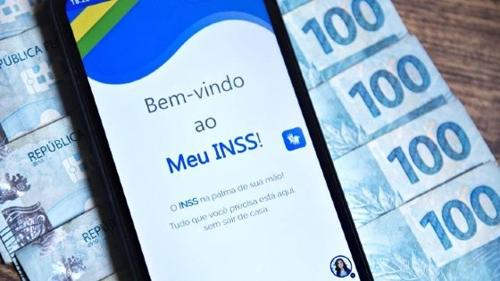 A adeso ao acordo  necessria para que o beneficirio receba a devoluo dos valores diretamente em sua conta