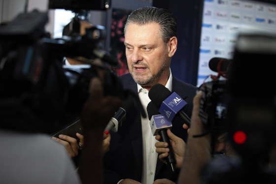 O senador licenciado Carlos Fvaro, ministro da Agricultura: suspeita de manipulao de verbas oficiais