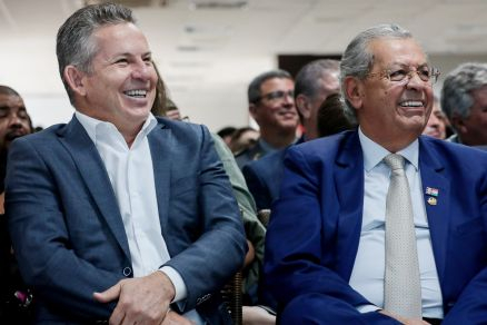 Jayme j� criticou Mauro por impor pr�-candidatura de Pivetta, no contexto do Uni�o Brasil apadrinhar candidaturas ao Senado, na elei��o suplementar