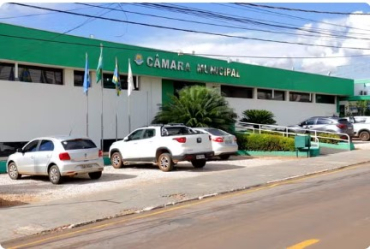 Pela regra constitucional, os vereadores devem receber apenas um valor fixo mensal, sem acréscimo ou adicionais — Foto: Reprodução Câmara Municipal