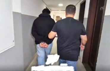 O jovem, que tem 22 anos, foi preso pela Pol�cia Civil de Sinop, em cumprimento de mandado judicial