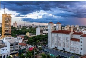 O aviso prev� chuva de at� 50 mil�metros ao longo do dia, ventos de at� 60 km/h e possibilidade de granizo � Foto: Reprodu��o