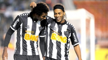 J marcou gol da vitria do Atltico-MG contra Palmeiras em estreia de Ronaldinho