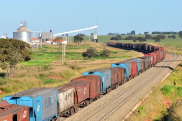 Terminal de Itiquira tem capacidade para embarcar 4,5 milhes de toneladas de gro/ano