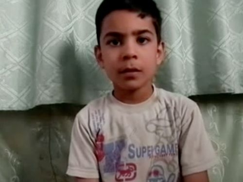 Ali el-Sayed, de 11 anos, viu sua famlia ser executada dentro de casa