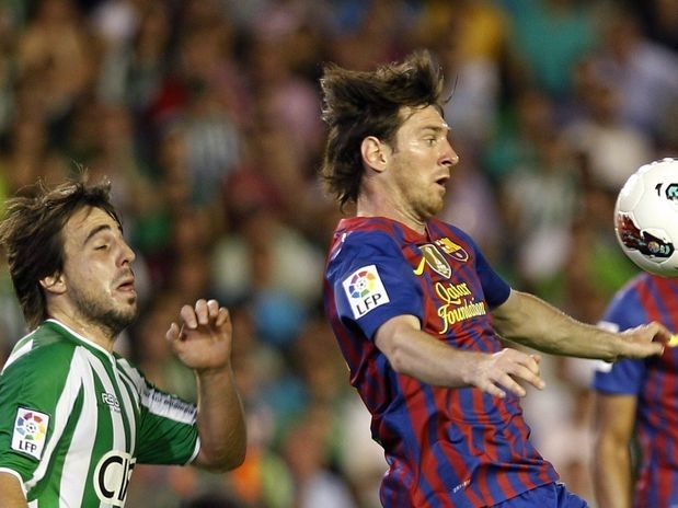 O atacante argentino Lionel Messi comemora um gol pelo Barcelona