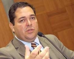 O deputado estadual Luizinho Magalhes (PSD), que  acusado de comprar votos na eleio de 2010