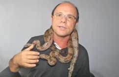 Marcos Francote: criar cobras  um negcio de baixo custo e altos lucros, mas h que se tomar certos cuidados