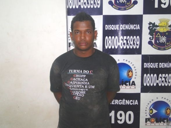 Roberto de Moraes foi preso instantes depois de roubar uma moto em VG, a vtima o reconheceu na delegacia