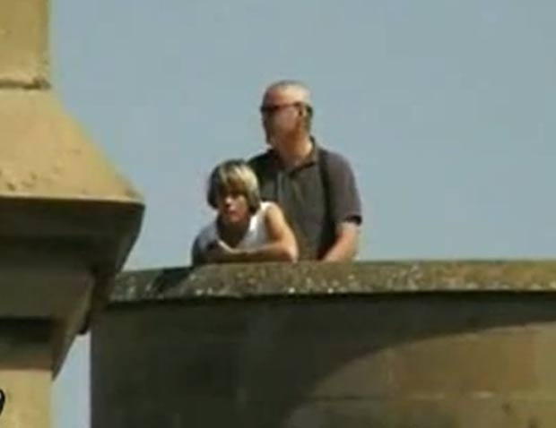 Prefeita belga  flagrada fazendo sexo no alto de torre.