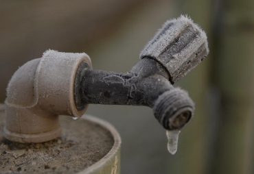 Torneiras ficam congeladas com o frio de Urupema