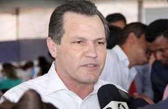 Justificativa do governador Silval Barbosa sobre a impossibilidade de aumento neste ano  o reajuste de 8% que j foi co