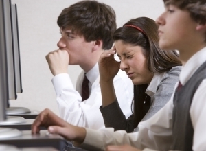 Perfil de brasileiro que faz cursos pela internet diz que eles so homens, com nvel universitrio e boa renda mensal