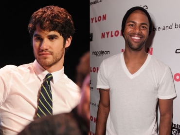 Darren Criss e Odain Watson foram clicados juntos em evento de revista americana