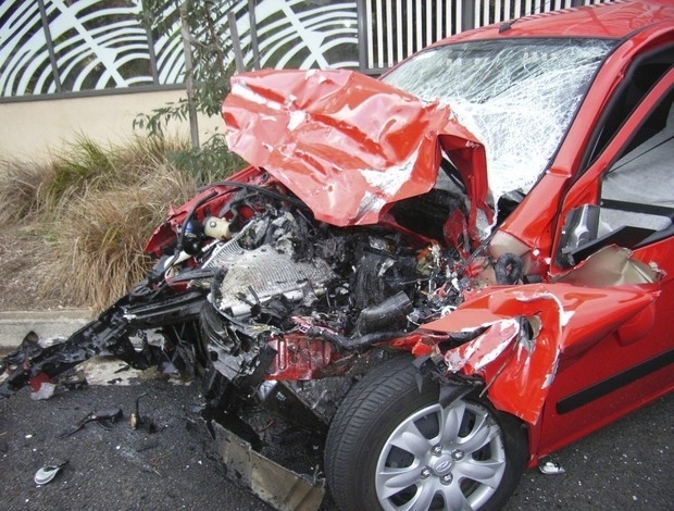O estado do carro de Jacqueline Silva evidencia a gravidade do acidente