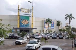 Pantanal Shopping: falhas no sistema que controla estacionamento prejudica os clientes do local