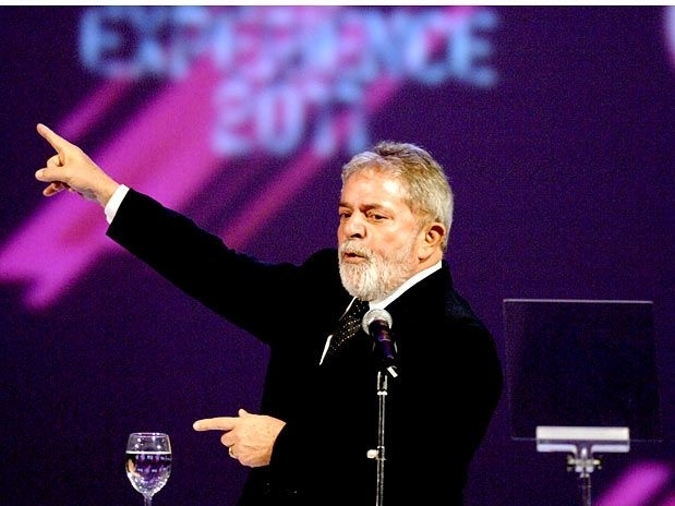 Lula ser homenageado pela tradicional Universidade de Coimbra
